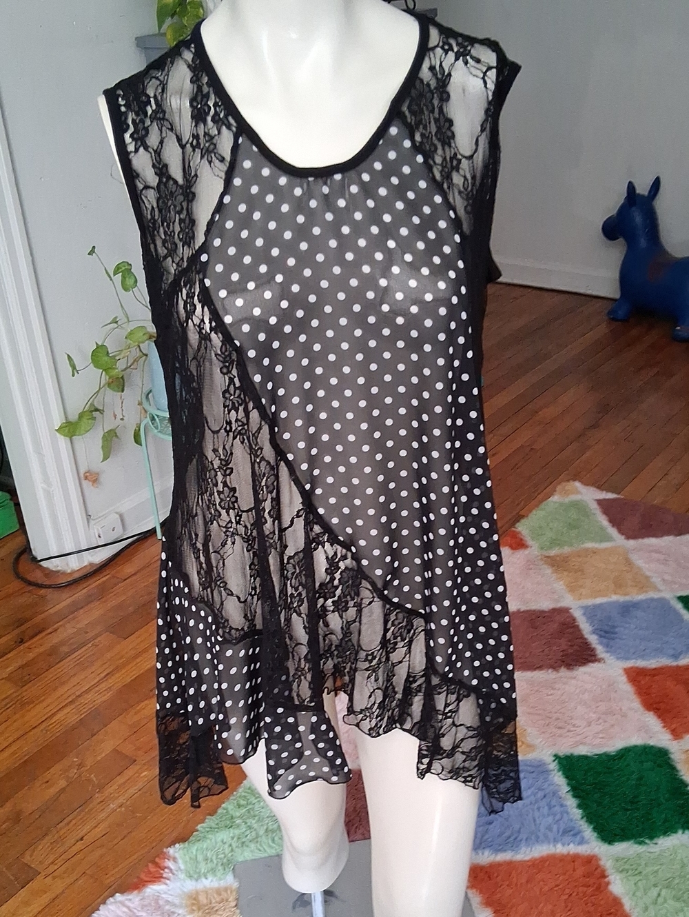 Sheer Lace Polka Dot Sleeveless Tunic Top - Black